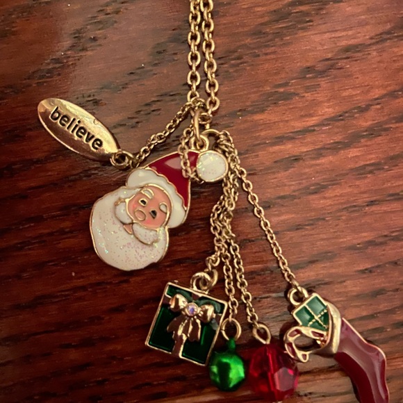 Holiday Jewelry Set - Picture 3 of 4